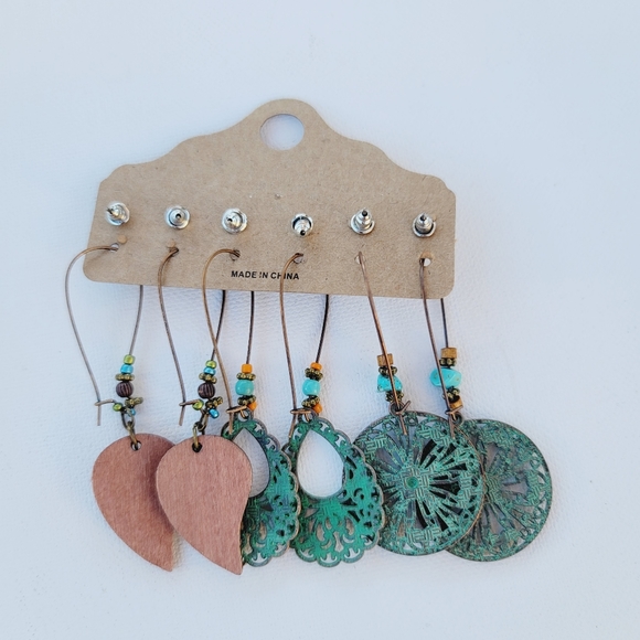 BOHO Lot of 6 Pairs of Earrings - Picture 9 of 9